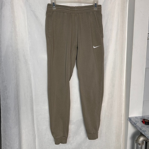 3/$20 💥 Vintage Nike 90’s Tan Athletic Cotton Sweatpants - Picture 10 of 15